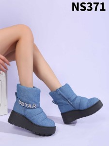 T676 BLACK